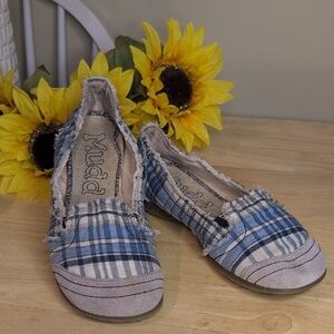 Mudd Blue and Gray Flats